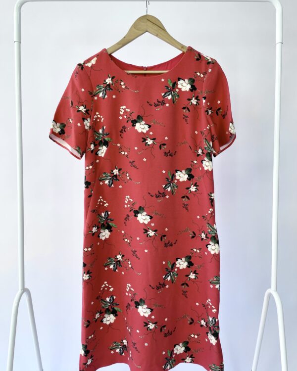 Vestido midi vermelho com estampa LE LIS BLANC - 40 - VENDIDO SISTEMA OTO