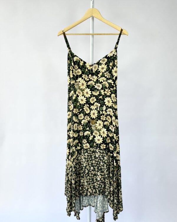 Vestido preto com flores amarelas FARM - M - VENDIDO SIST OTO
