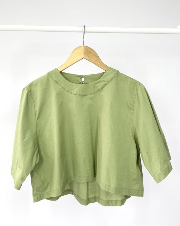 Camisa algodão verde pistache LA CHOCOLÊ - M *nunca usado* - VENDIDO SISTEMA OTO