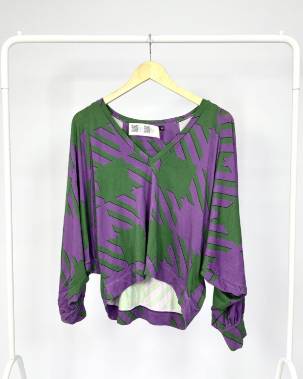 Blusa roxa com estamp verde EVA - M
