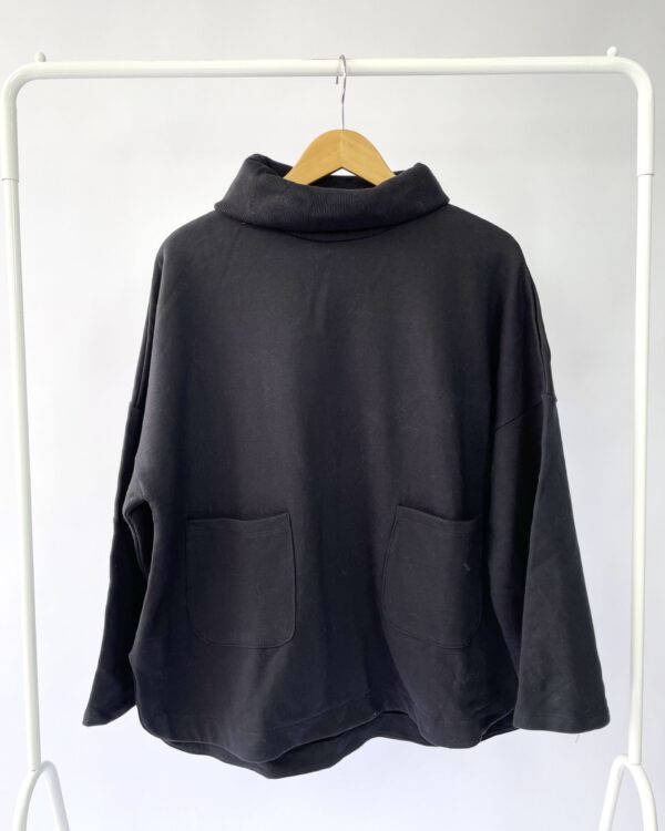 Blusa preta gola alta HERING - M *nunca usado* - VENDIDO SISTEMA OTTO