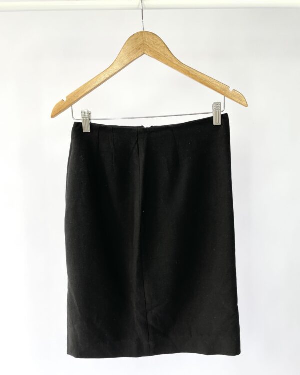 Saia preta curta - P