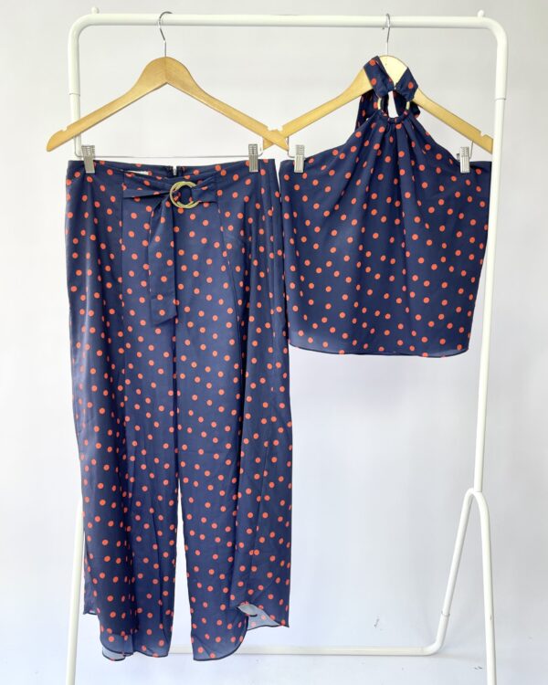 Conjunto azul marinho com poás IORANE - 40- vendido sistema otto