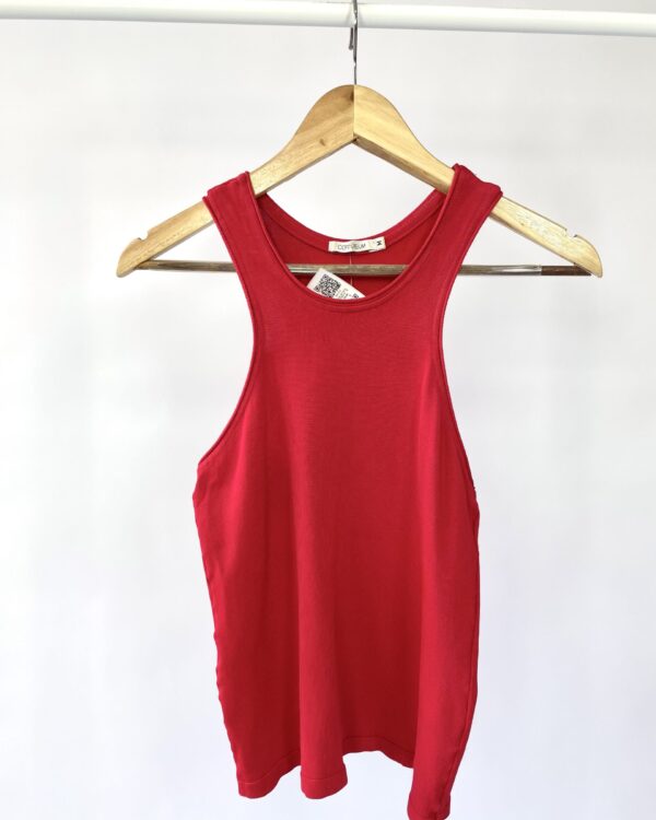 Regata vermelha CORPOREUM - M - VENDIDO SISTEMA OTTO