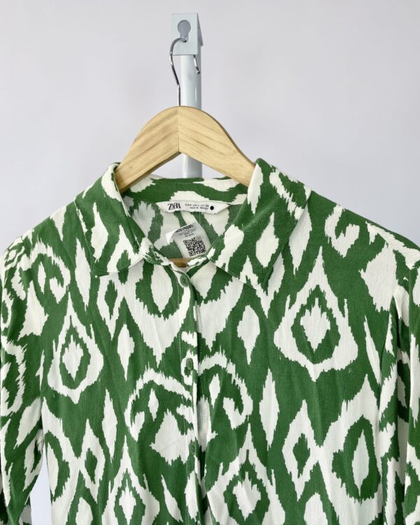 Vestido longo branco com estamp verde ZARA - P - VENDIDO SIST OTO