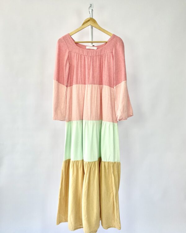 Vestido longo com cores pasteis AHKA - P - VENDIDO SISTEMA OTO