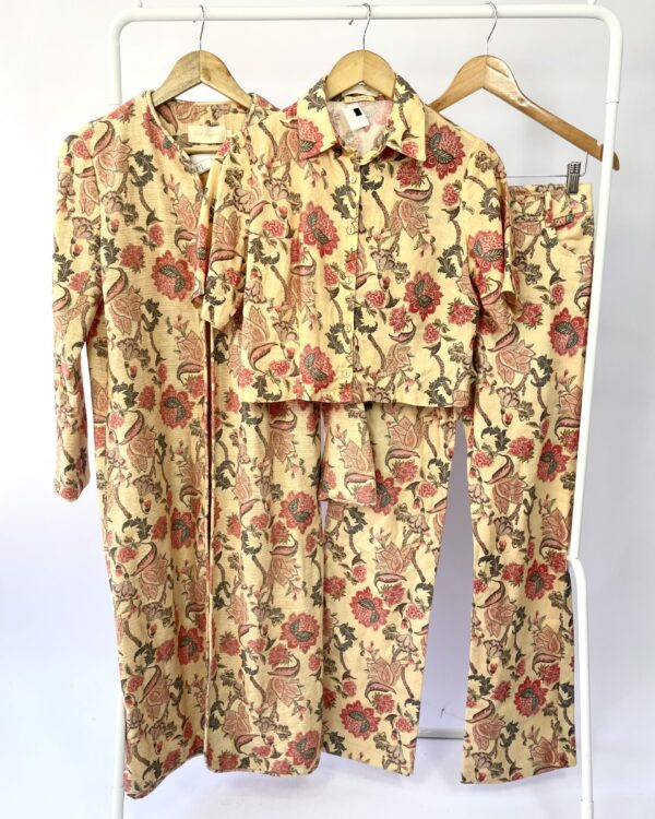 Trijunto bege com estamp flores CRIS BARROS - 36