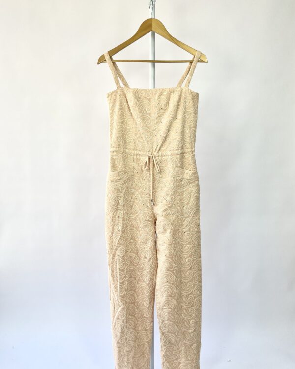 Macacão nude com laise NV - PP - VENDIDO SISTEMA OTO