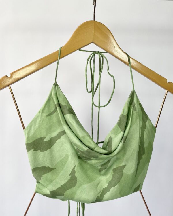 Croped camuflado frente unica VIX - PP - VENDIDO SIST OTO