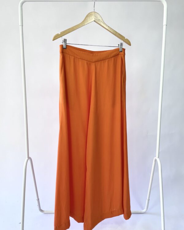 Calça laranja pantalona EVA - 44 - VENDIDO SISTEMA OTO