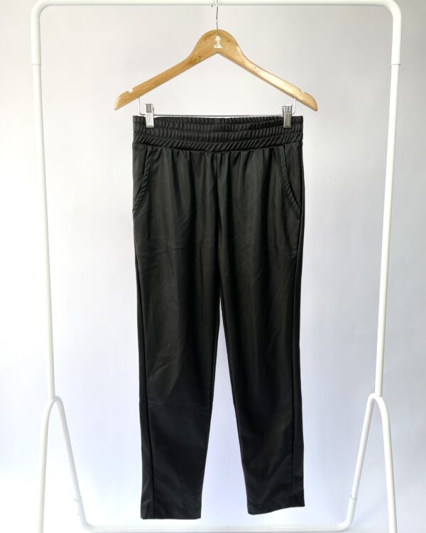 Calça preta couro pu K&T - 36 - VENDIDO SISTEMA OTTO