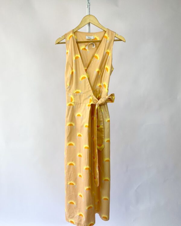 Vewstido bege com estampa transpassado LUCIDEZ - P - VENDIDO SISTEMA OTO