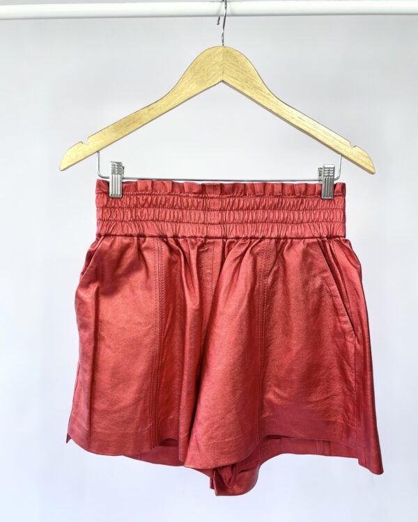Short couro vermelho metalizado com elástico na cintura NV - 38 - VENDIDO SIST OTO
