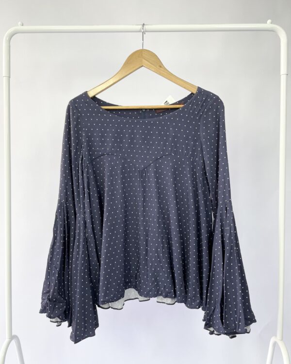 Blusa azul marinho com poás EVA - 36