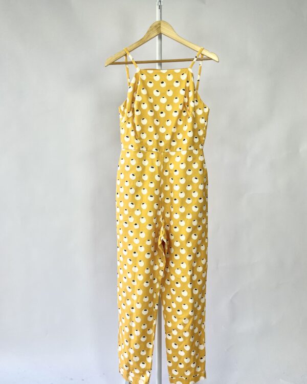 Macacao mostarda com estampa A BRAND - 42 - VENDIDO SITEMA OTO