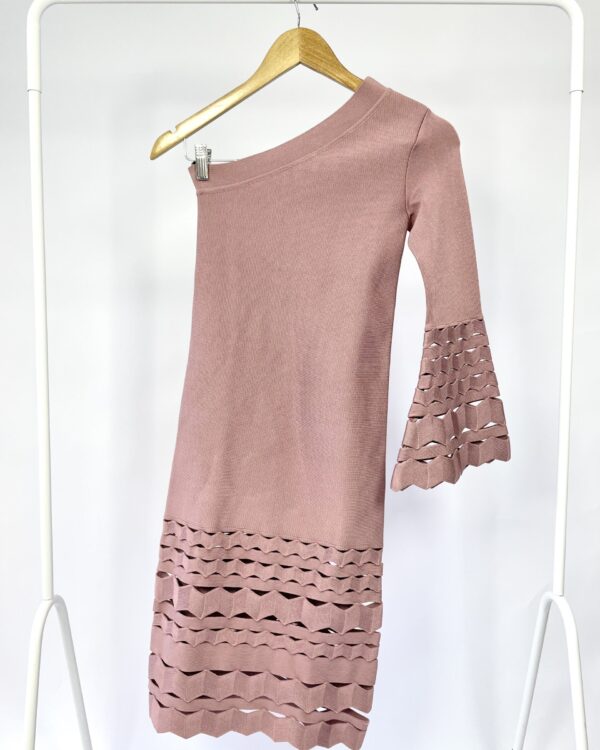 Vestido midi rose um ombro so LOLITA - P *NUNCA USADO* - VENDIDO SIST OTO