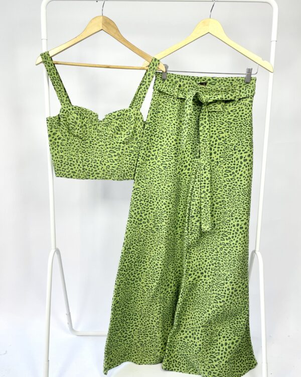 Conjunto calça e top onça verde MIXED - P
