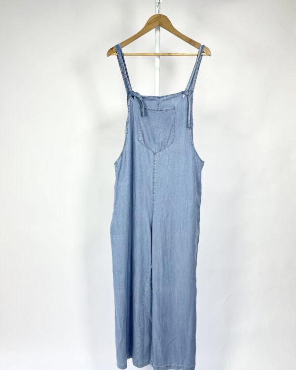 Macacão azul estampa jeans ZARA - G - VENDIDO SISTEMA OTO