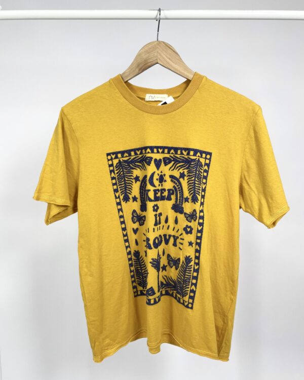 Tshirt malha mostarda com bordado azul NV - PP-VENDIDO SISTEMA OTTO