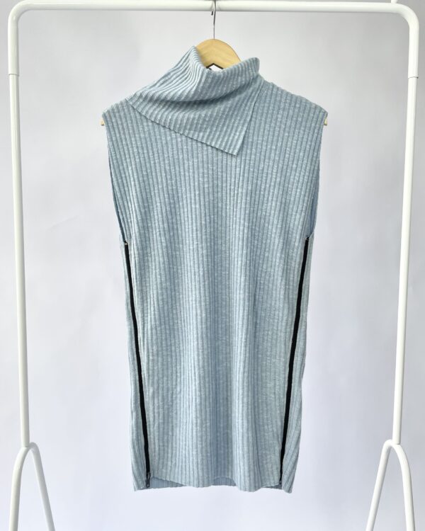 Blusa azul canelado OPEN - P *nunca usado* - VENDIDO SISTEMA OTO