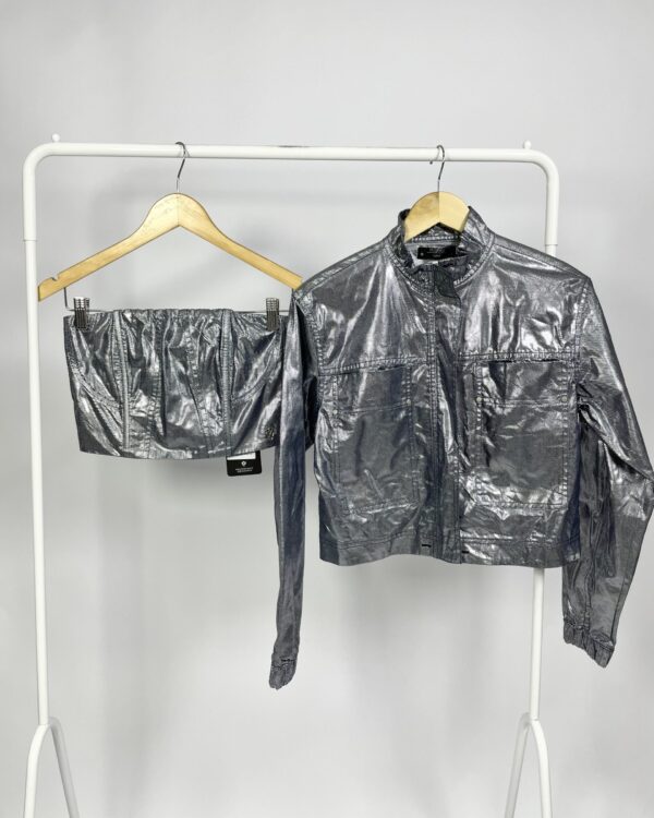 Conjunto top  e jaqueta metalizado MURAU - 36 *NUNCA USADO* - VENDIDO SISTEMA OTO