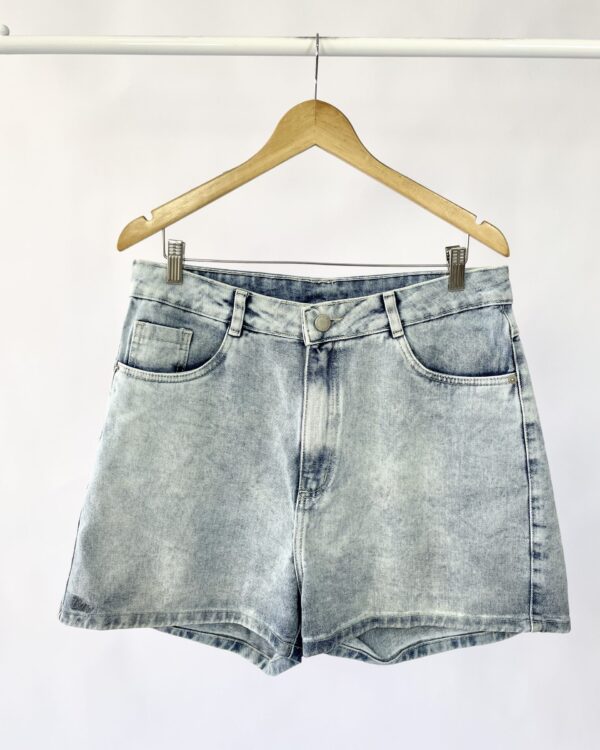 Short lavagem jeans BAW - 44 - vendido sistema oto