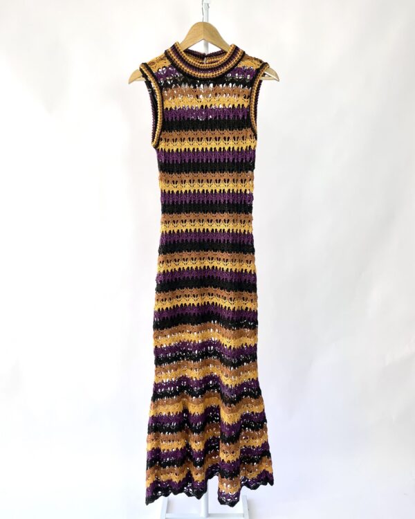Vestido midi de tricot marrom roxo e preto GALERIA TRICOT - P