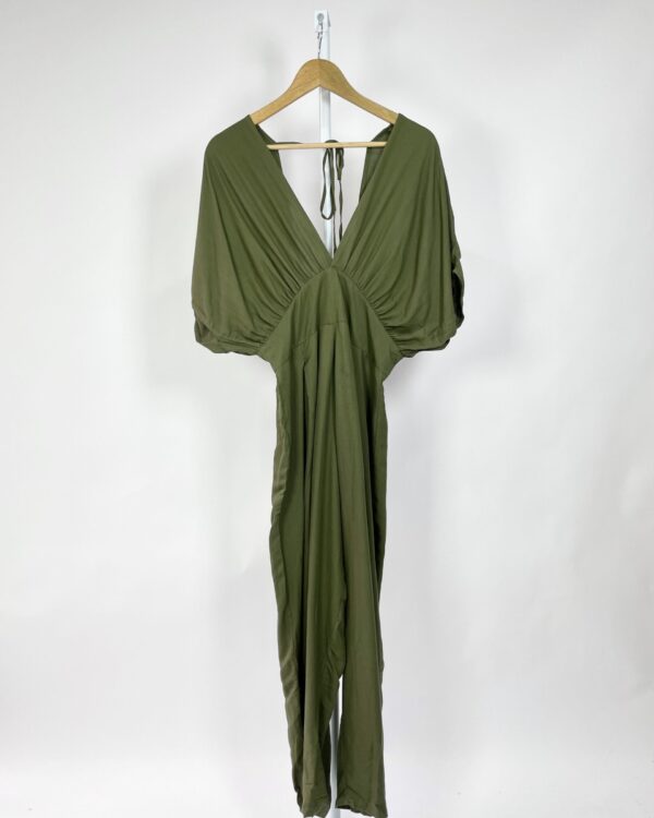 Macacão verde militar NANACÁ - P - VENDIDO SISTEMA OTO