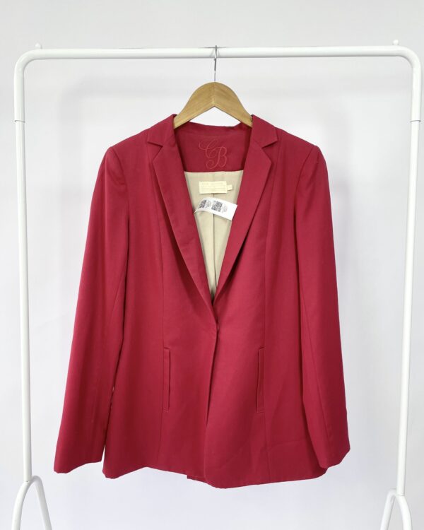 Blazer vermelho com detalhes CRIS BARROS - 40 - VENDIDO SISTEMA OTO