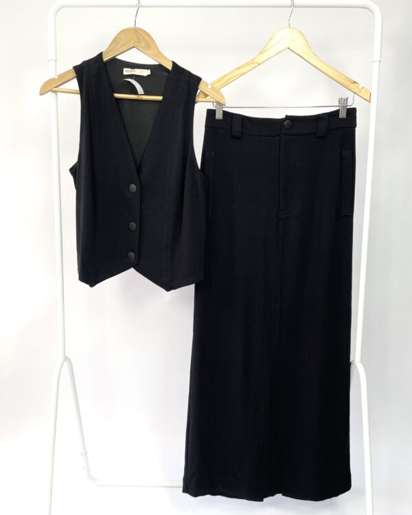 Conjunto colete e calça preto de malha OH BOY - P - VENDIDO SISTEMA OTO