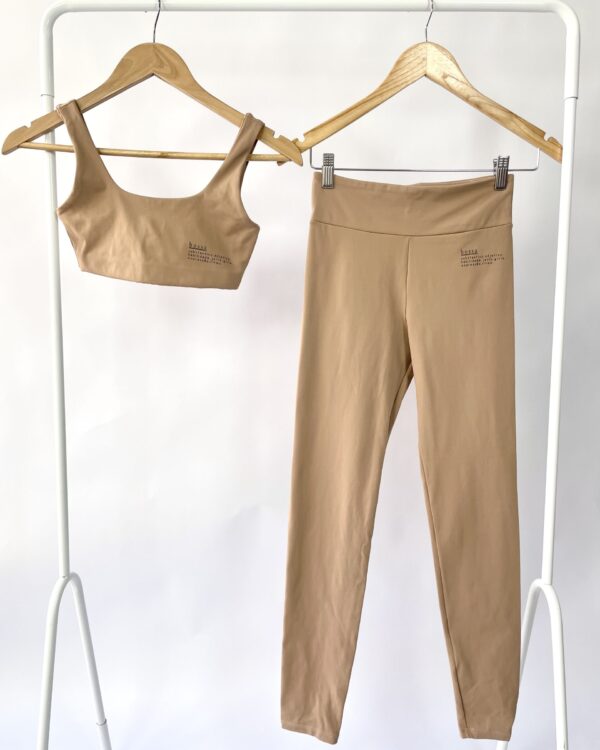 Conjunto marrom calça e top HERING - P - VENDIDO SISTEMA OTO