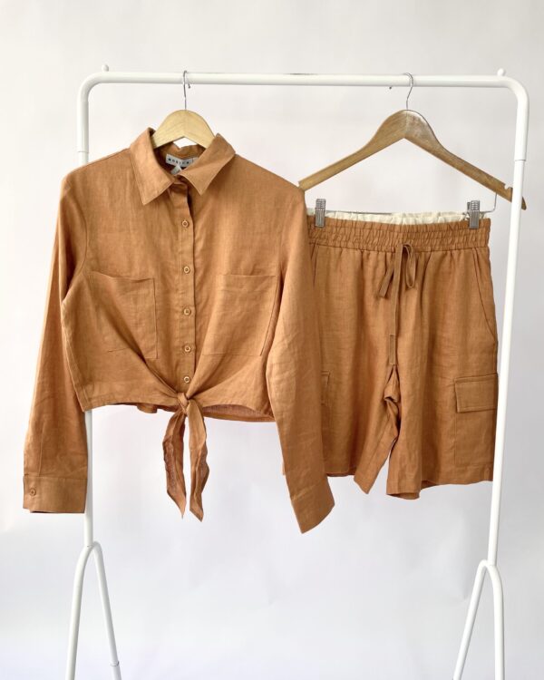 Conjunto bermuda e blusa MORINA - PP - VENDIDO SISTEMA OTO