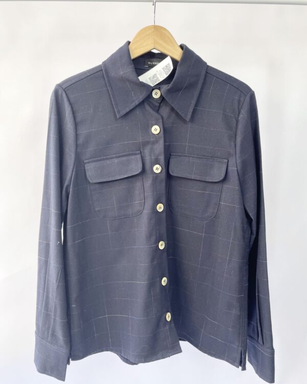 Camisa azul marinho com listras coloridas OLYMPEAH - 40 - VENDIDO SISTEMA OTO