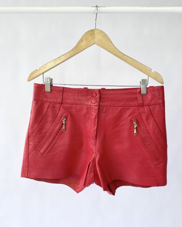 Short couro vermelho A BRAND - 38 - VENDIDO SISTEMA OTTO