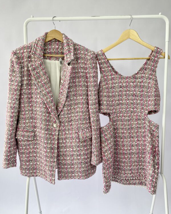 Conjunto vestido e blazer tweed rosa e cinza CURADORIA STORE- M