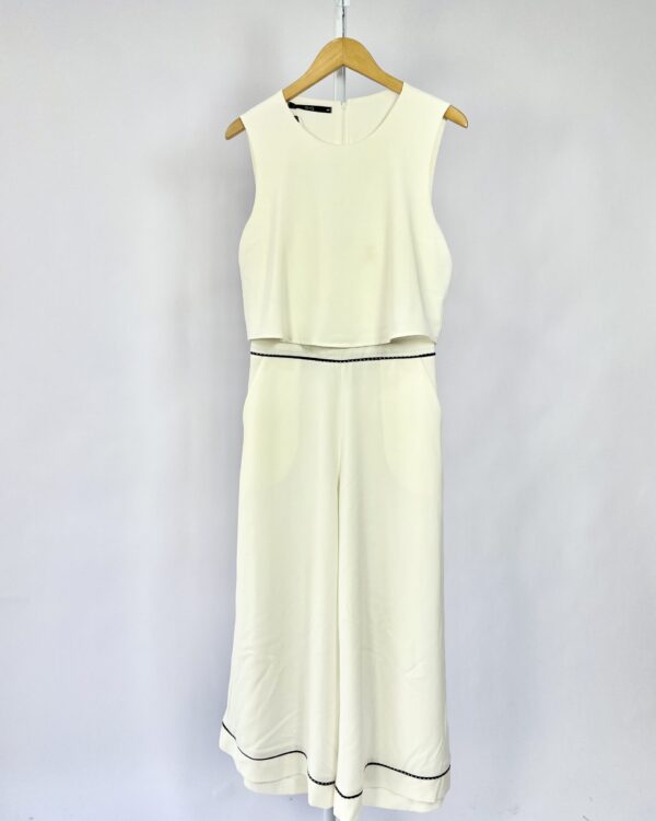 Macacão off white pantacourt EVA - 40 - VENDIDO SISTEMA OTO