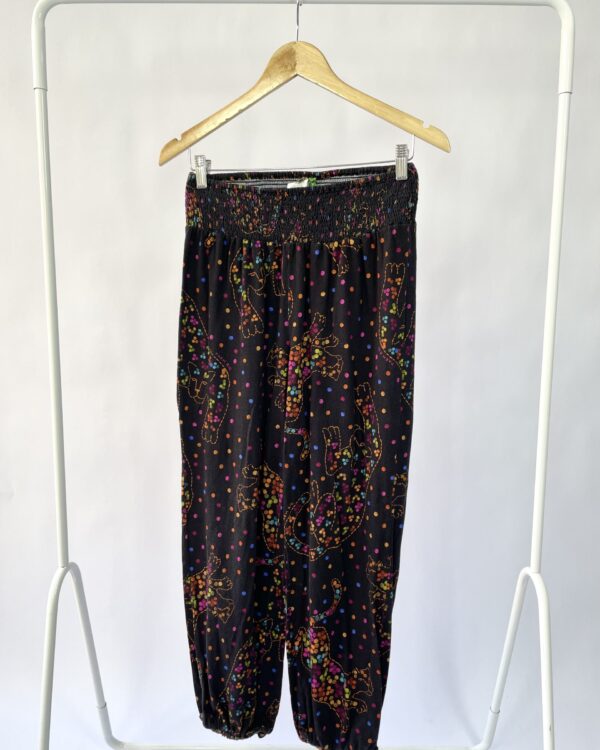 Calça preta com poás coloridos FARM -M - VENDIDO SISTEMA OTO