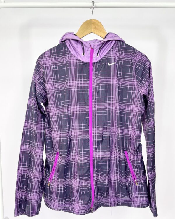 Corta vento roxo com estampa NIKE - M - VENDIDO SISTEMA OTO