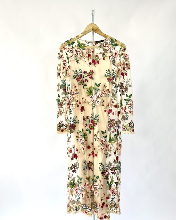 Vestido bege com tule bordado ZARA - G - VENDIDO SIST OTO