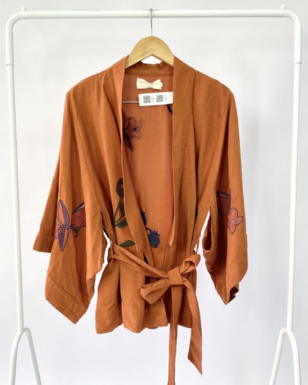 Kimono terracota com bordados LE SOLEIL D'ETÉ - U