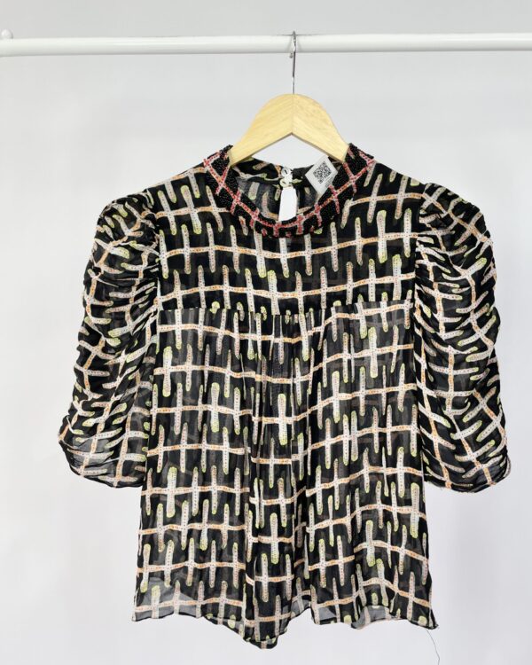 Camisa preta estampada com detalhes na gola ANIMALE - 36 - VENDIDO SISTEMA OTO