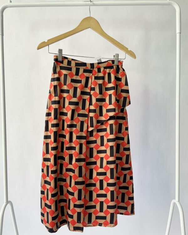 Saia tricolor com estampa geométrica EVA - 34 *nunca usado* - VENDIDO SISTEMA OTO