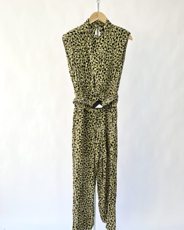 Macacão verde com estamo ANIMALE - 38 - VENDIDO SISTEMA OTO