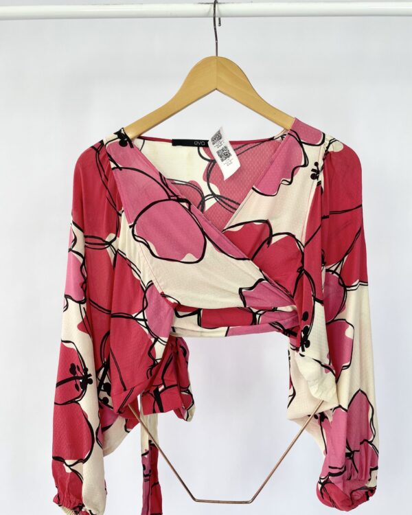 Blusa com estamp EVA - 36 - VENDIDO SISTEMA OTO