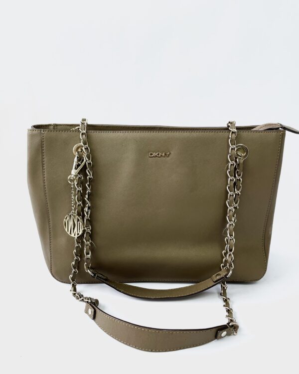 Bolsa media marrom DKNY