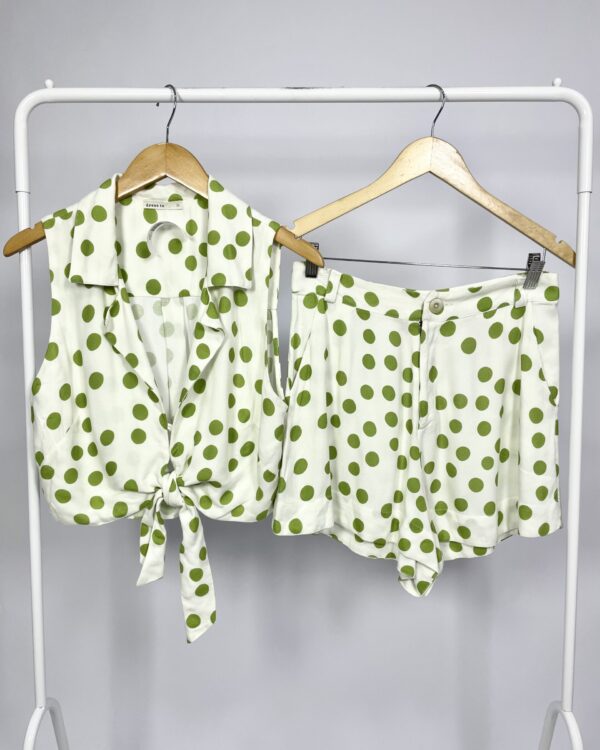 Conjunto short e blusa poa verde DRESS TO - 38 - VENDIDO SISTEMA OTO