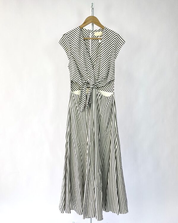 Vestido longo listras cintura vazada CRIS BARROS - 38 - VENDIDO SISTEMA OTO