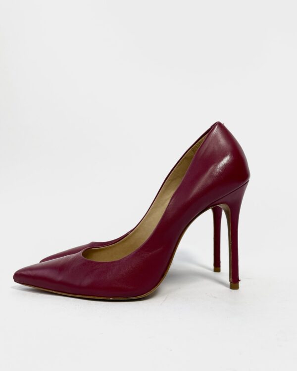 Scarpin salto fino bordo SCHUTZ - VENDIDO SISTEMA OTTO