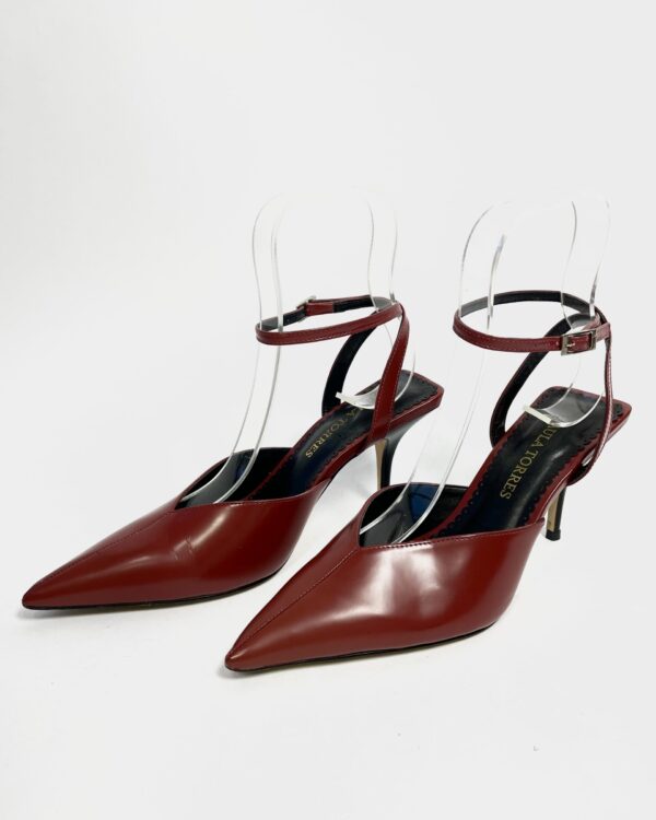 Scarpin bico fino bordo PAULA TORRES - 37 - VENDIDO SISTEMA OTO