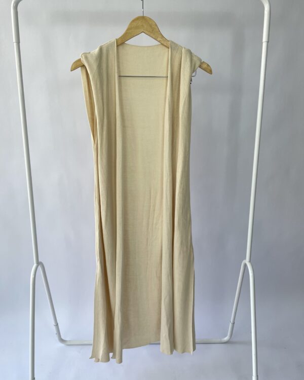 Colete alongado tricot bege  -M - VENDIDO SISTEMA OTO